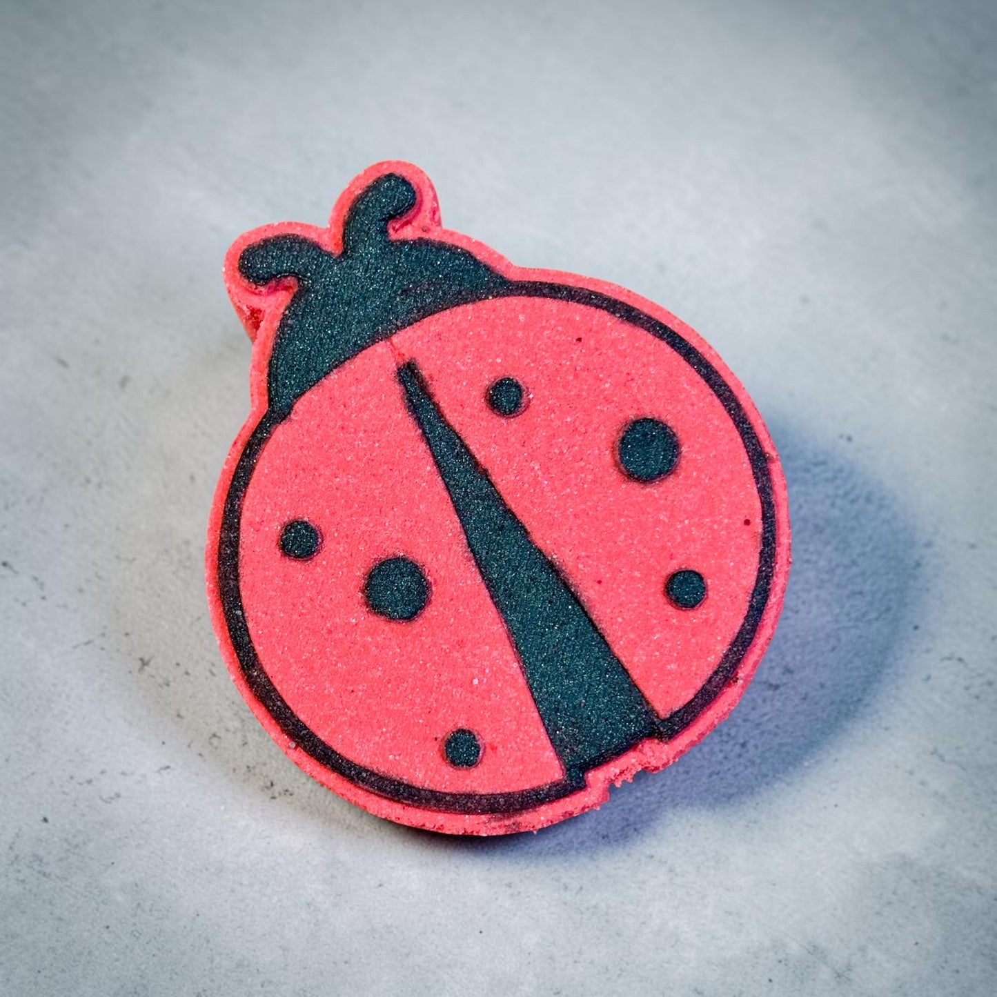 Bath Bomb: Ladybug 🐞