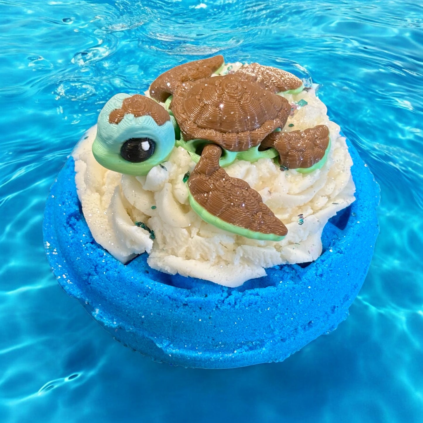 Bath Bomb with Bubble Frosting and 3D Toy