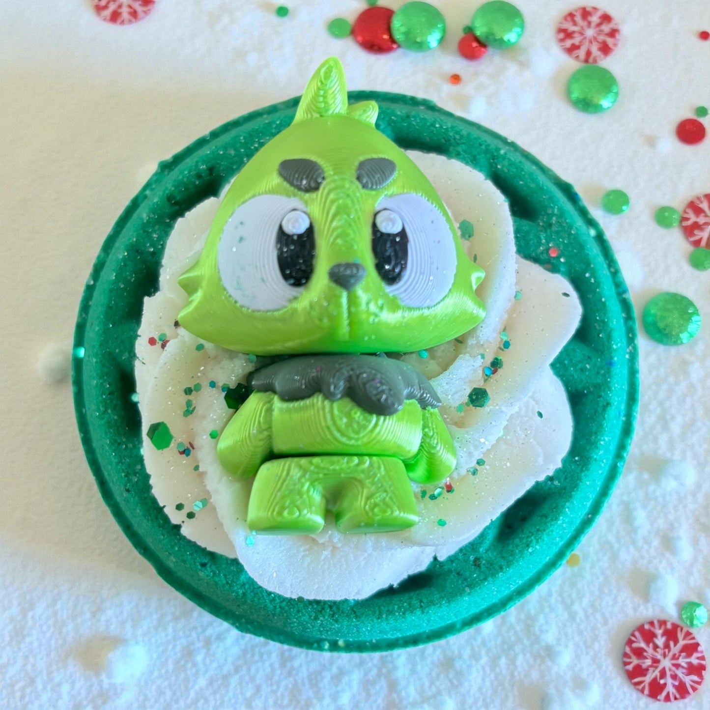 Christmas Bath Bomb with Bubble Frosting and 3D Toy