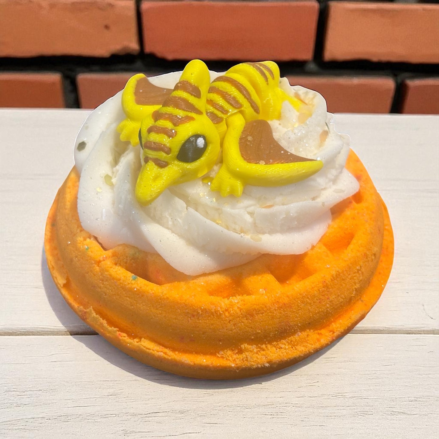 Bath Bomb with Bubble Frosting and 3D Toy