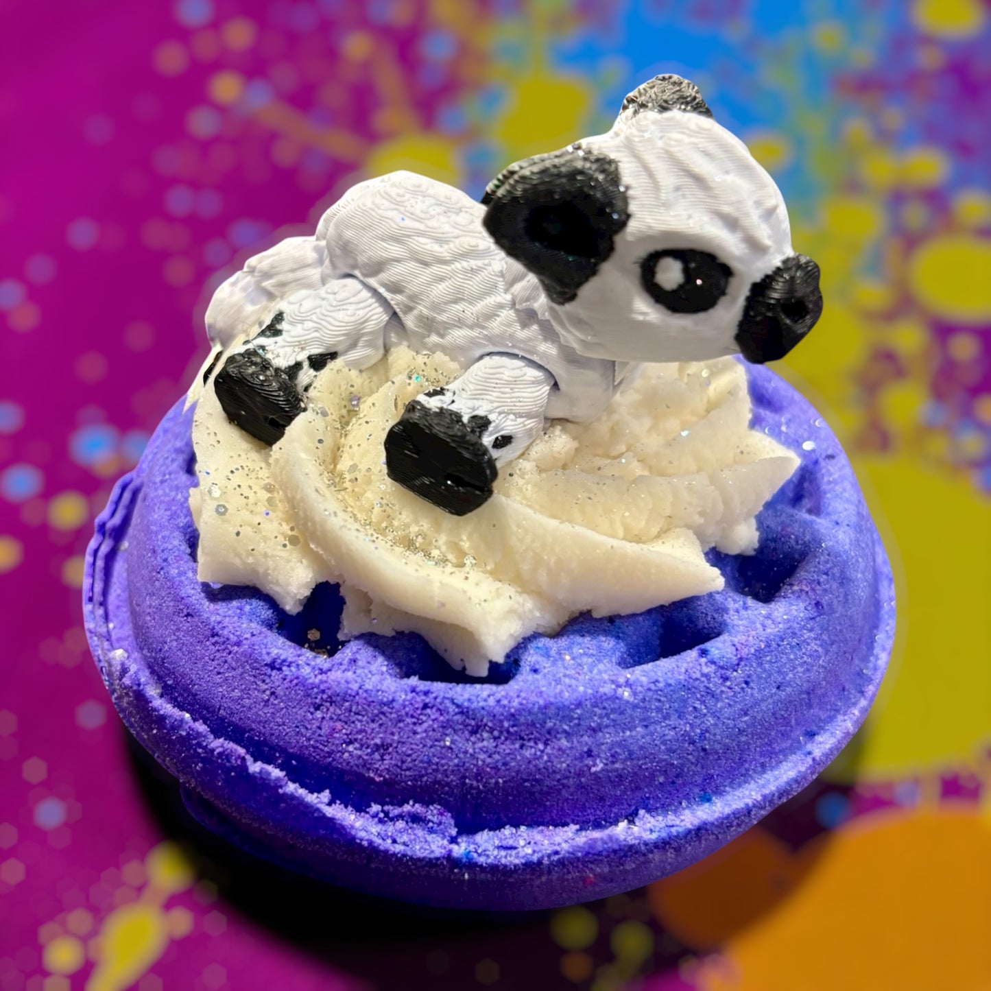 Waffle Bath Bomb with Bubble Frosting and 3D Toy: Farm Animals